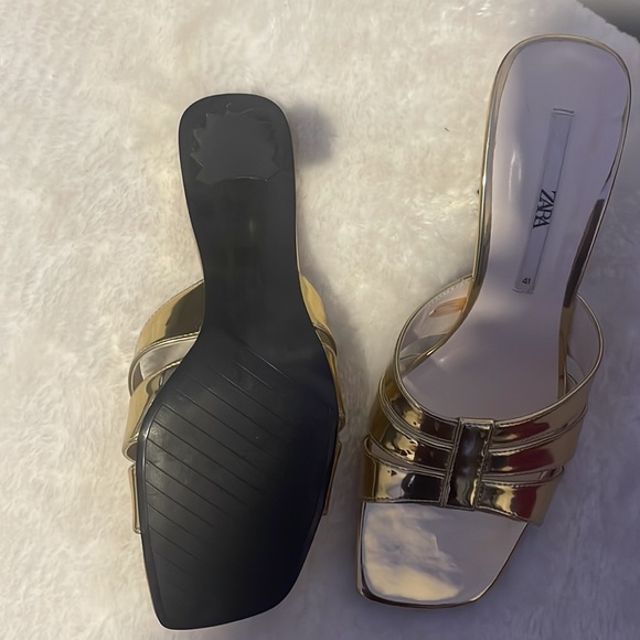 Gold slides from Zara - Picture 5 of 5